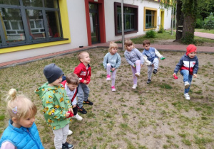 zabawa maluszków