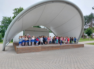 Grupa w terenie